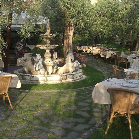 Locanda Ristorante Al Cardellino Bardolino Eksteriør billede