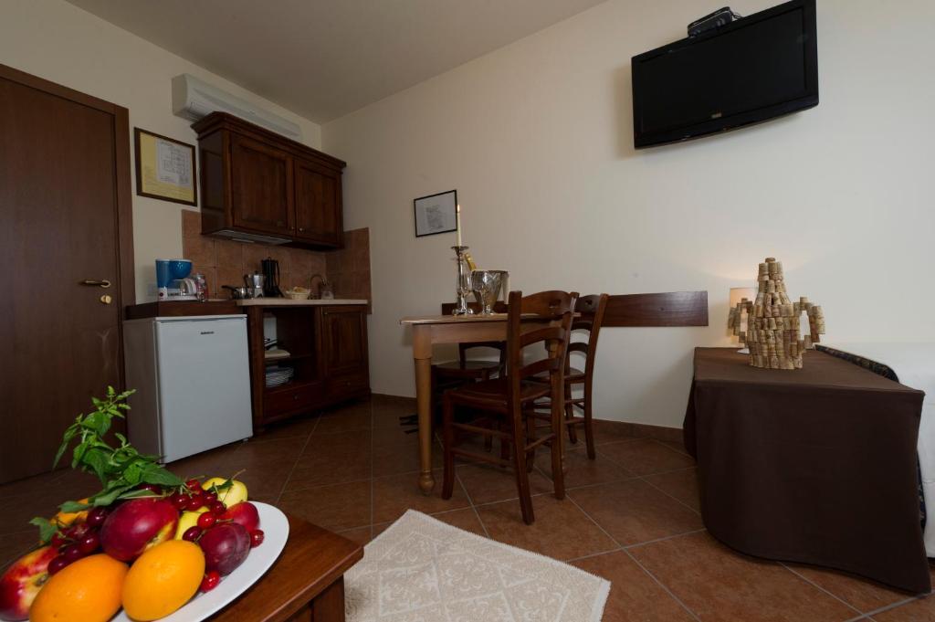 Locanda Ristorante Al Cardellino Bardolino Værelse billede